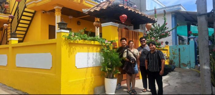 pho homestay fishing village