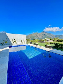 nadine villa kintamani hot spring