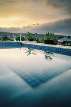 Nadine Villa Kintamani Hot Spring,,3 star