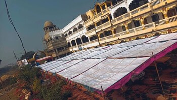 hotel karishma palace badnawar