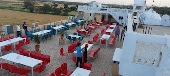 Hotel Karishma Palace Badnawar,,3 star