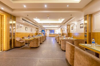 hotel aman continental connaught place