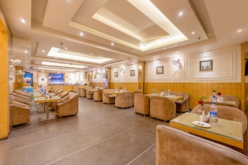 hotel aman continental connaught place