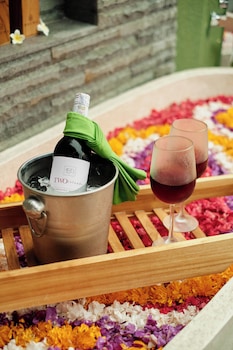 Nauma Ubud Villa,,3 star