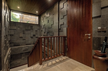 Nauma Ubud Villa,,3 star