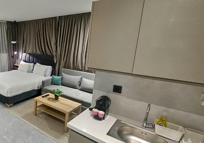 faya nova central stay