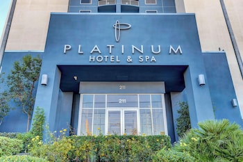 the lapis suite at the platinum hotel
