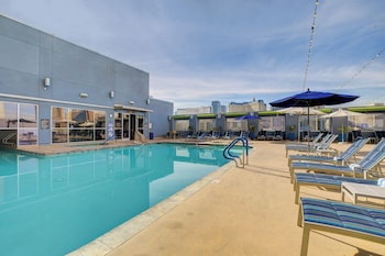 the lapis suite at the platinum hotel