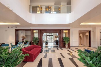 de la mont hotel ha giang