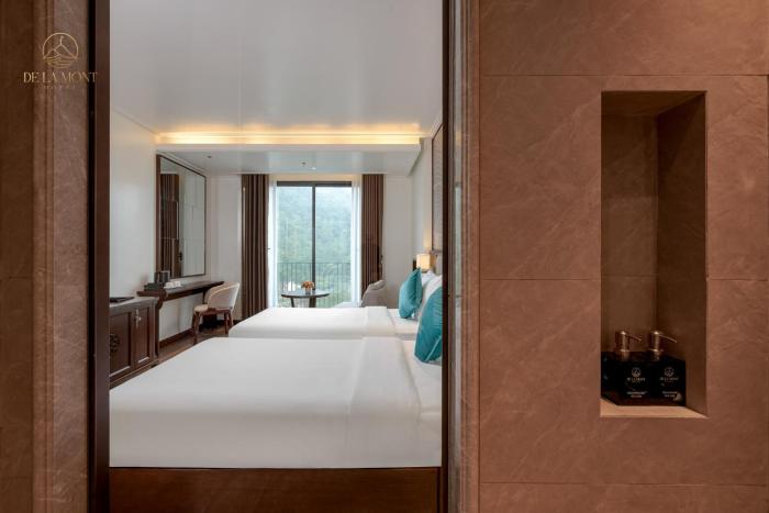 de la mont hotel ha giang