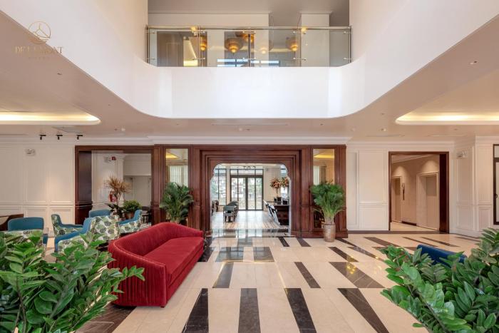 de la mont hotel ha giang