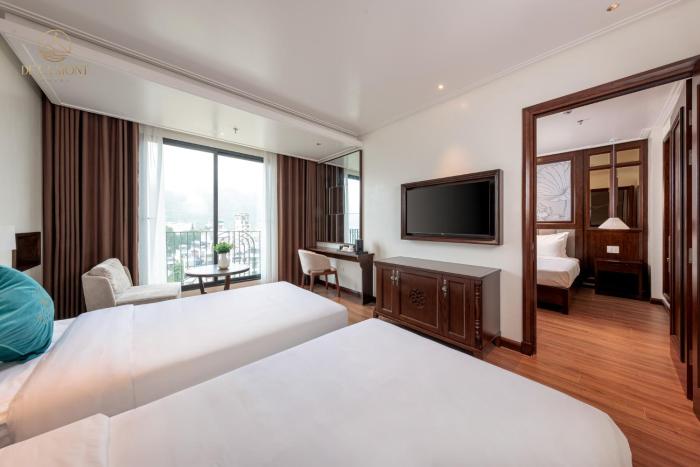 de la mont hotel ha giang