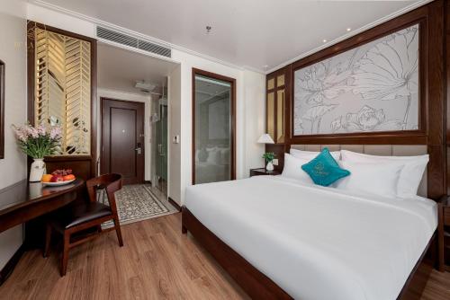 de la mont hotel ha giang