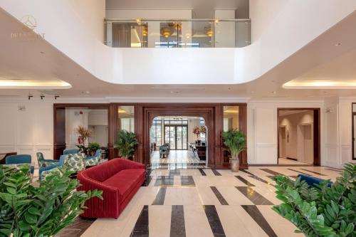 de la mont hotel ha giang
