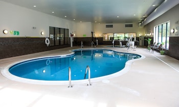 Holiday Inn Express And Suites La Vale Cumberland,Lavale>>Cumberland,3 star