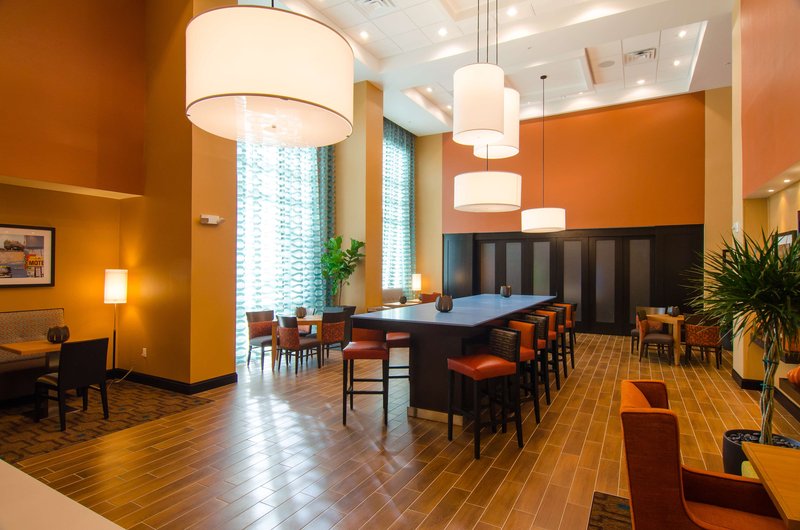 hampton inn and suites huntsville