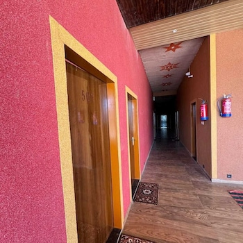 hotel raghukul