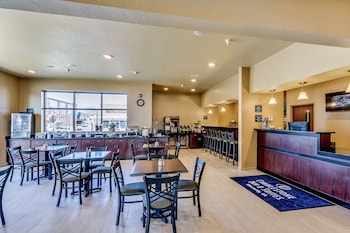 cobblestone inn and suites waverly