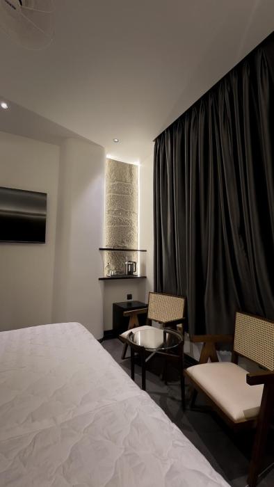 ong nhu 5 hotel