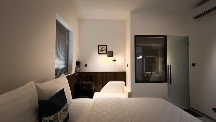 ong nhu 5 hotel