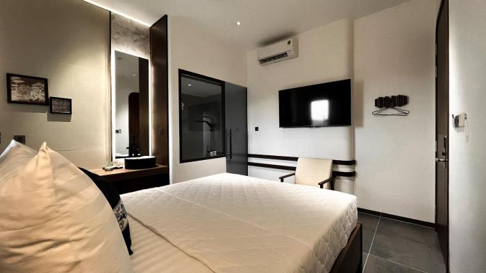 ong nhu 5 hotel
