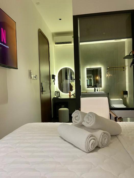ong nhu 5 hotel
