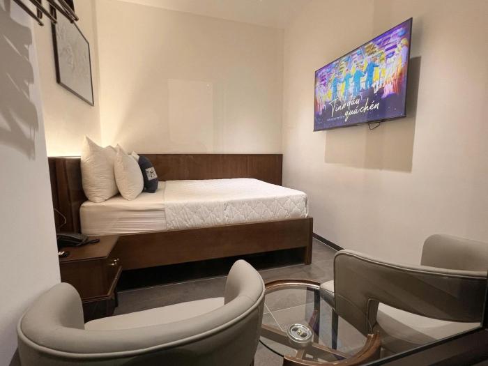 ong nhu 5 hotel