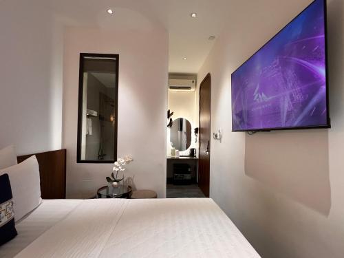 ong nhu 5 hotel
