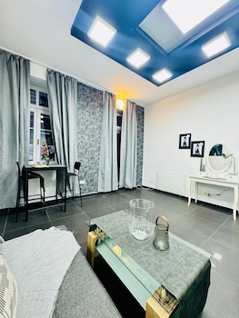 Stylish Studio Apt Near Rathausplatz,,3 star