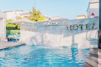 Hotel Zogaj,,3 star