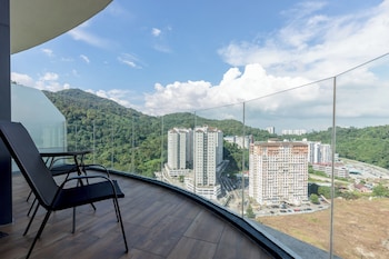artes suite penang