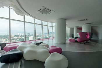 artes suite penang