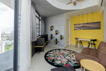artes suite penang