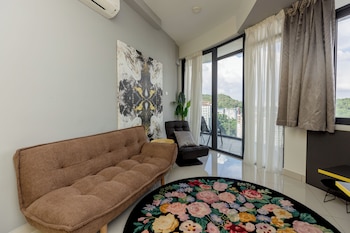 artes suite penang