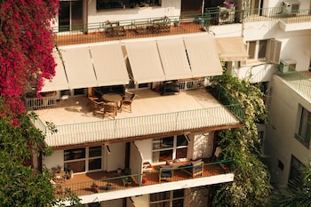 Brassbell Zamalek Diplomatic Zone Near Marriott,,2 star