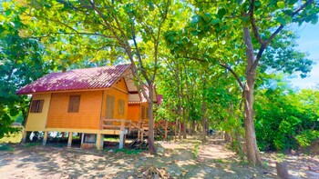 oyo 75597 the tewsone resort