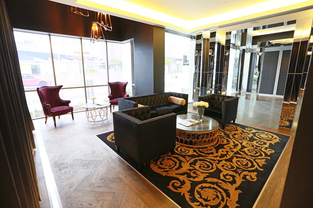 alex perry hotel and apartments