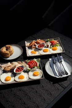 Boutique Hotel Echo Residence,,3 star