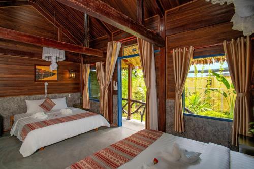 memories hoi an villa
