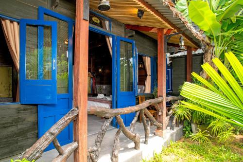 memories hoi an villa