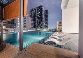 reizz residence by perkasa ikon