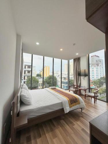 mbee hotel