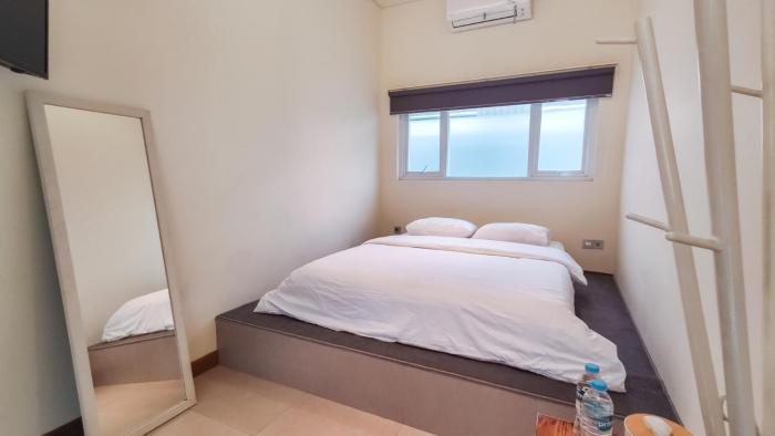 c family hotel