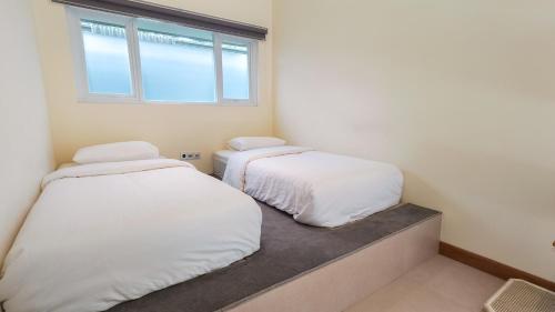 c family hotel