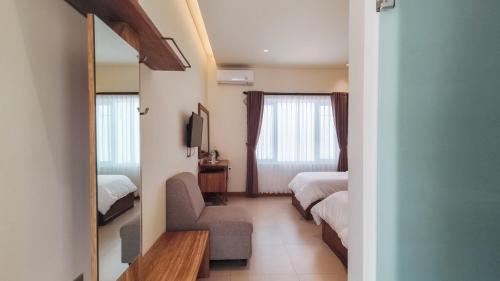 c family hotel