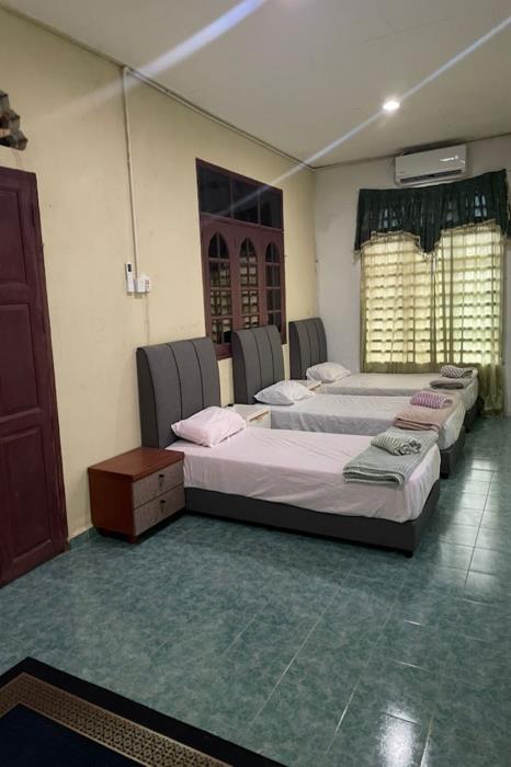 oyo 91250 roomstay awie