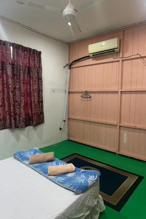 oyo 91250 roomstay awie