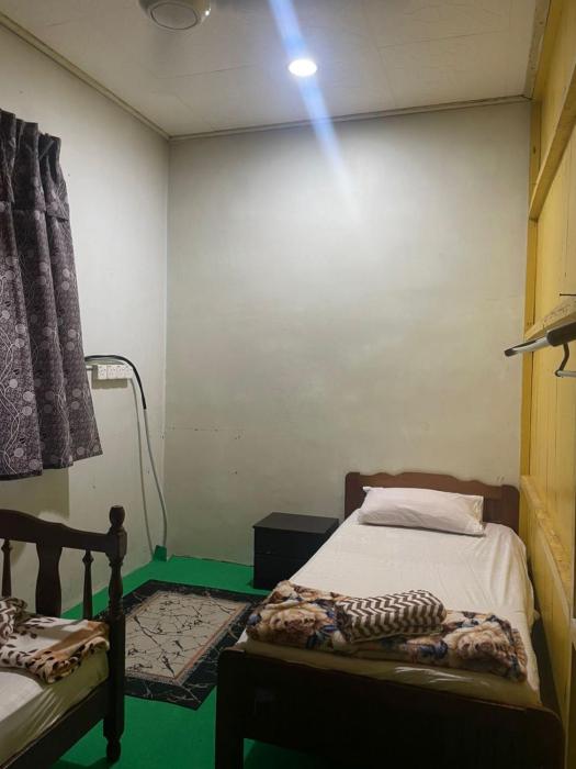 oyo 91250 roomstay awie