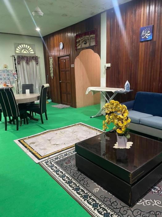 oyo 91250 roomstay awie