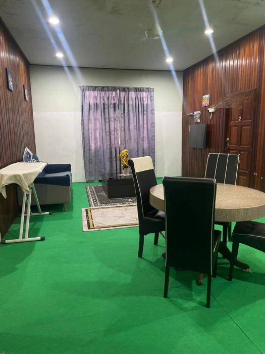 oyo 91250 roomstay awie